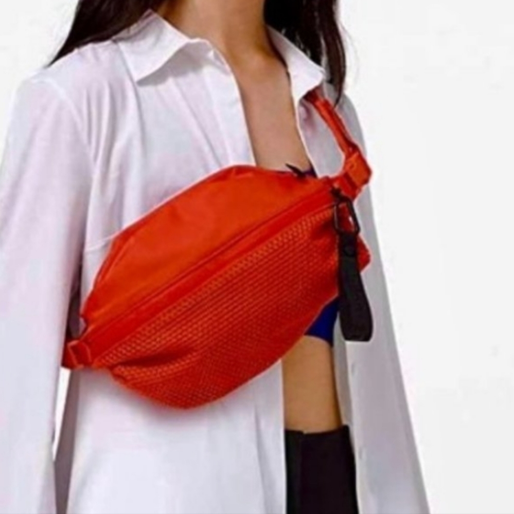Lululemon all hours red convertible bag